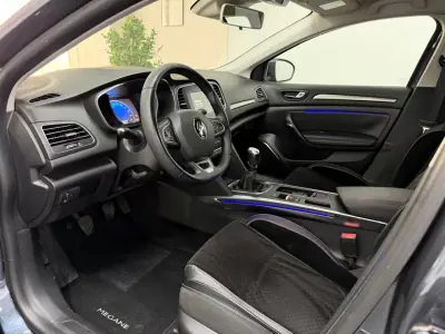 Renault Mégane 2017 - 11990 EUR, 102000 km - 102000km - foto 19 de 32