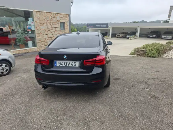 BMW 318 2016 - 14870 EUR, 208238 km - AUTO.MOTO.pt - 208238km - foto 22 de 22