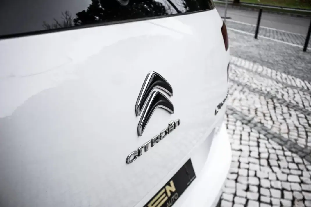 Citroën Grand C4 Spacetourer 2019 - 10750 EUR, 230819 km - AUTO.MOTO.pt - 230819km - foto 12 de 38
