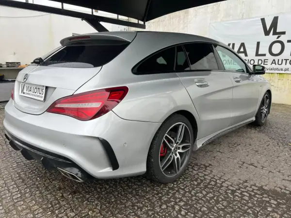 Mercedes-Benz CLA 220 2018 - 22000 EUR, 136295 km - AUTO.MOTO.pt - 136295km - foto 6 de 15