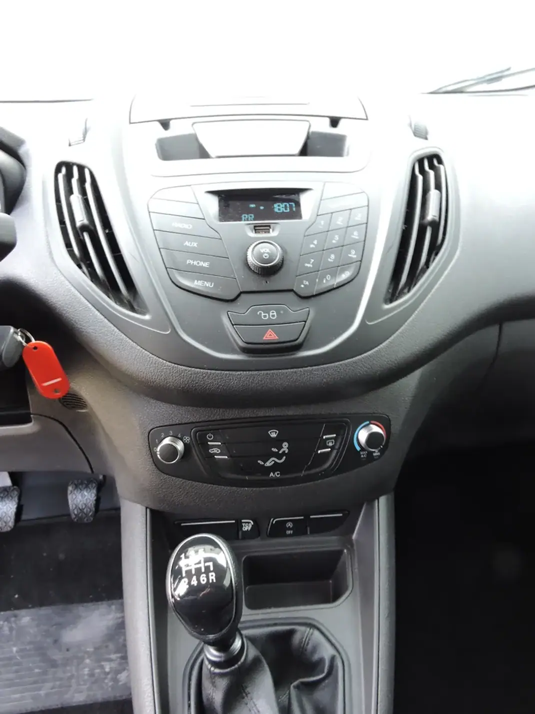 Ford 1.5 TDCi Trend 2022 - 15000 EUR, 51000 km - AUTO.MOTO.pt - 51000km - foto 8 de 11