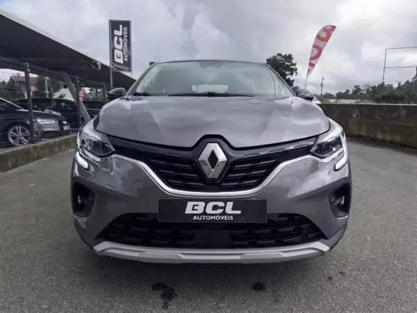 Renault Captur 2021 - 15990 EUR, 120000 km - 120000km - foto 2 de 45