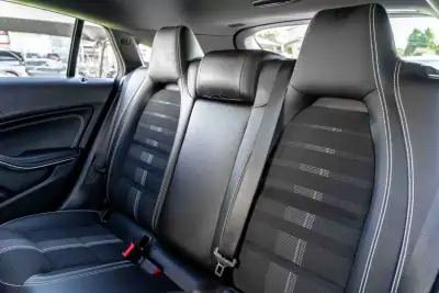 Mercedes-Benz CLA 180 2019 - 22990 EUR, 188150 km - AUTO.MOTO.pt - 188150km - foto 11 de 35