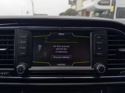 SEAT Leon 2016 - 12990 EUR, 117000 km - AUTO.MOTO.pt - 117000km - foto 21 de 26