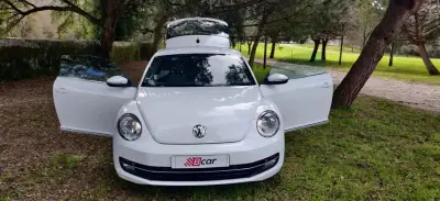 Volkswagen New Beetle 2015 - 14950 EUR, 156200 km - AUTO.MOTO.pt - 156200km - foto 19 de 39