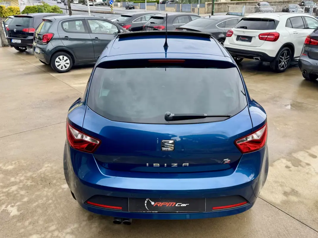 SEAT Ibiza 2014 - 7999 EUR, 149609 km - AUTO.MOTO.pt - 149609km - foto 15 de 24