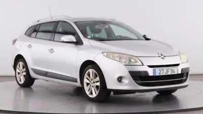Renault Mégane Sport Tourer 2010 - 4950 EUR, 195235 km - AUTO.MOTO.pt - 195235km - foto 2 de 22