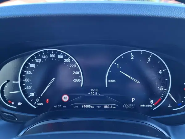 BMW 318 2019 - 28490 EUR, 74597 km - AUTO.MOTO.pt - 74597km - foto 12 de 18
