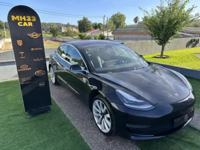 Tesla Model 3 2019 - 19900 EUR, 270000 km - AUTO.MOTO.pt - 270000km - foto 4 de 53