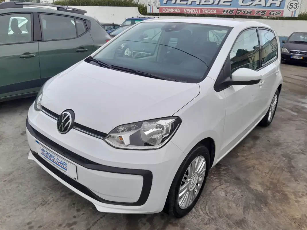 Volkswagen Up! 2024 - 15900 EUR, 43000 km - AUTO.MOTO.pt - 43000km - foto 3 de 11