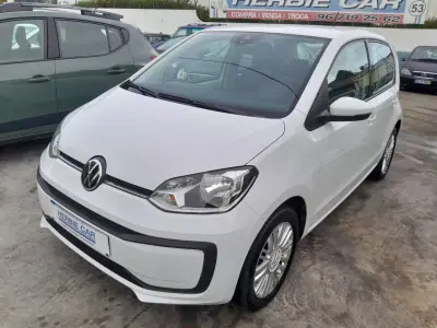Volkswagen Up! 2024 - 15900 EUR, 43000 km - AUTO.MOTO.pt - 43000km - foto 3 de 11