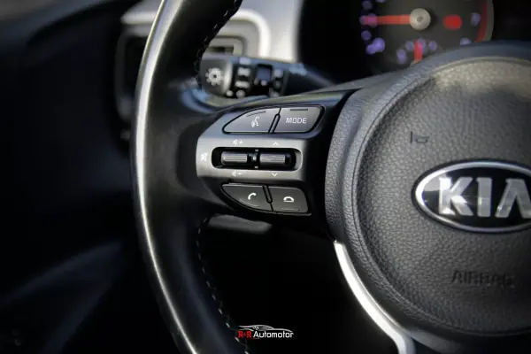 Kia Stonic 2021 - 13990 EUR, 128000 km - AUTO.MOTO.pt - 128000km - foto 16 de 29