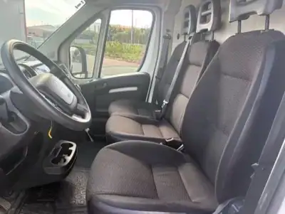 Peugeot BOXER 2.2 HDI FIBRADA L2H2 PREMIUM 2020 - 11788 EUR, 90000 km - AUTO.MOTO.pt - 90000km - foto 4 de 13