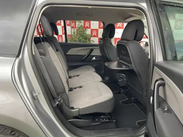 Citroën Grand C4 Spacetourer 2021 - 22490 EUR, 84915 km - AUTO.MOTO.pt - 84915km - foto 19 de 22