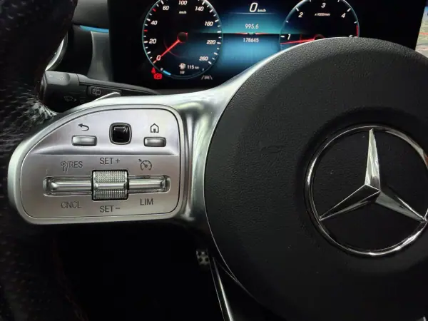 Mercedes-Benz CLA 180 2021 - 27950 EUR, 178635 km - AUTO.MOTO.pt - 178635km - foto 28 de 51