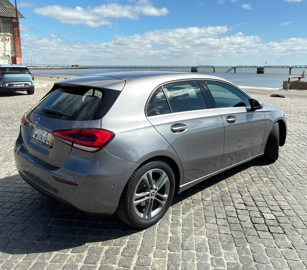 Mercedes-Benz A 180 2020 - 23900 EUR, 43000 km - 43000km - foto 6 de 13