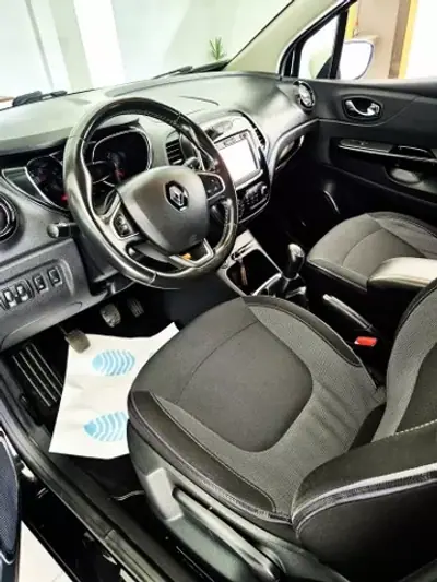 Renault Captur 2017 — foto 6 de 6