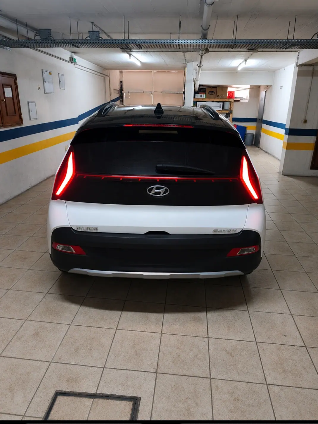 Hyundai Bayon 2022 - 15500 EUR, 62500 km - AUTO.MOTO.pt - 62500km - foto 2 de 4