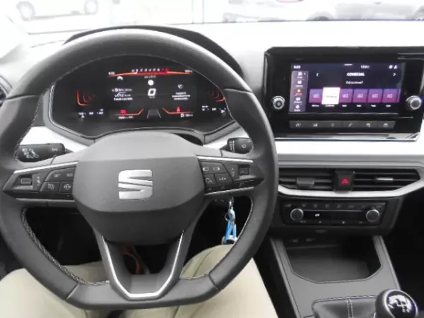 SEAT Ibiza 2025 - 17750 EUR, 17219 km - AUTO.MOTO.pt - 17219km - foto 12 de 13