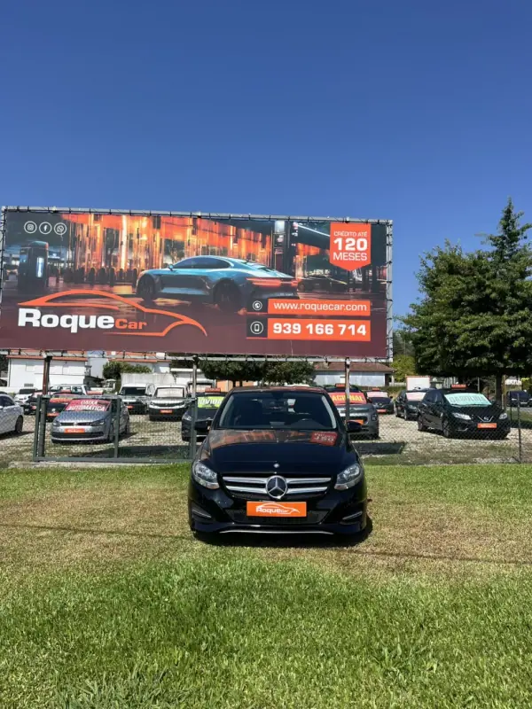 Mercedes-Benz B 180 2012 - 12900 EUR, 125490 km - AUTO.MOTO.pt - 125490km - foto 2 de 14