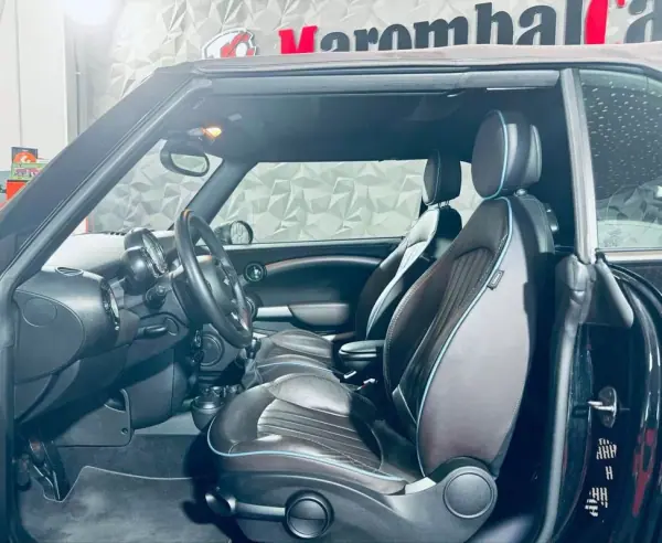 MINI Cooper 2014 - 15990 EUR, 120443 km - AUTO.MOTO.pt - 120443km - foto 30 de 59