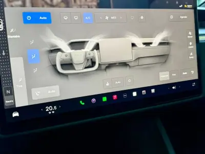 Tesla Model X 2023 - 81890 EUR, 49000 km - AUTO.MOTO.pt - 49000km - foto 42 de 47