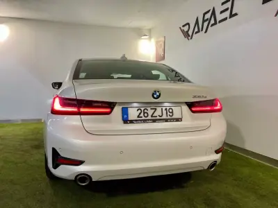 BMW 330 2019 - 23450 EUR, 115000 km - AUTO.MOTO.pt - 115000km - foto 7 de 36