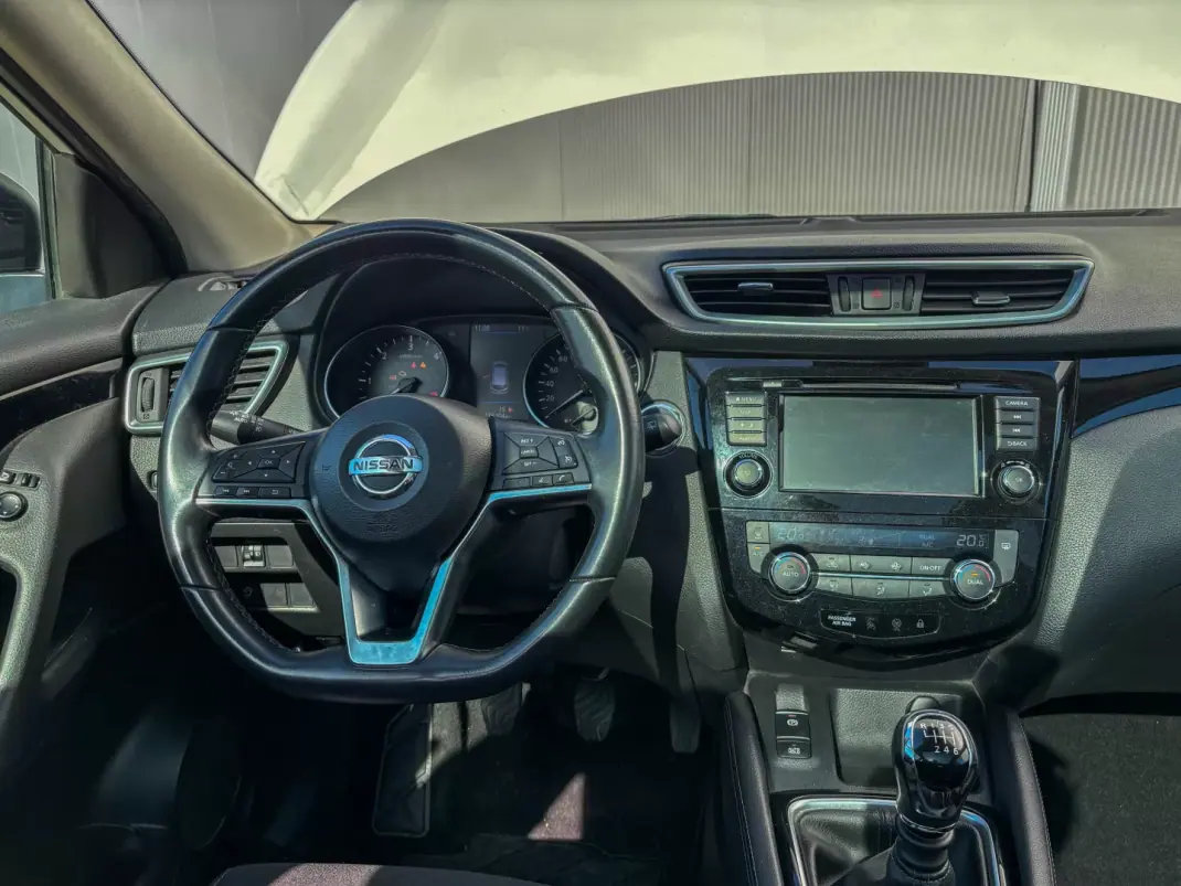 Nissan Qashqai 2021 - 20500 EUR, 138110 km - AUTO.MOTO.pt - 138110km - foto 12 de 14