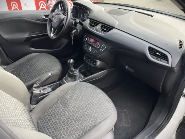 Opel Corsa 2018 - 9990 EUR, 143490 km - AUTO.MOTO.pt - 143490km - foto 11 de 18