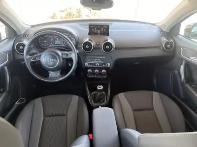 Audi A1 Sportback 2018 - 15990 EUR, 146169 km - AUTO.MOTO.pt - 146169km - foto 17 de 23