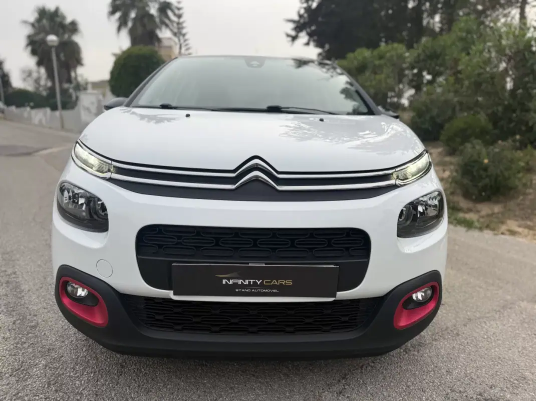 Citroën C3 2018 - 9999 EUR, 90000 km - AUTO.MOTO.pt - 90000km - foto 5 de 13