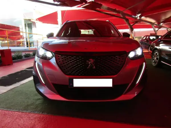 Peugeot 2008 Bluehdi 110 Allure Pack 2022 Diesel