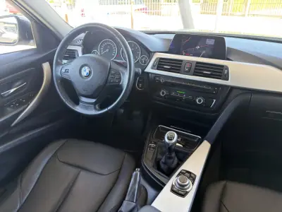 BMW 318 2013 - 13500 EUR, 239000 km - AUTO.MOTO.pt - 239000km - foto 19 de 22