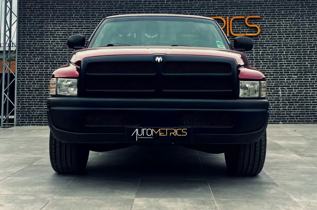 Dodge RAM 1998 - 24900 EUR, 110000 km - AUTO.MOTO.pt - 110000km - foto 7 de 17