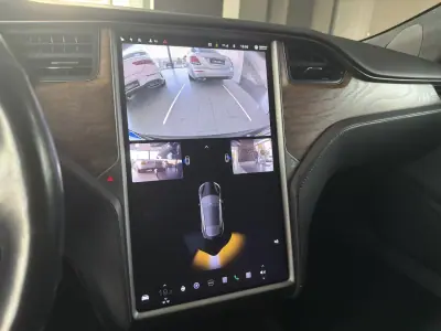 Tesla Model S 2019 - 27990 EUR, 181940 km - AUTO.MOTO.pt - 181940km - foto 16 de 29