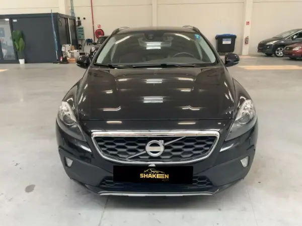 Volvo V40 Cross Country 2015 - 11450 EUR, 139839 km - AUTO.MOTO.pt - 139839km - foto 2 de 11