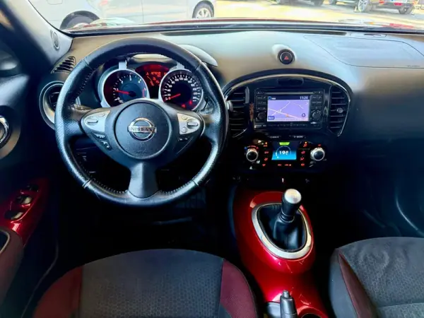 Nissan Juke 2011 - 12990 EUR, 187600 km - AUTO.MOTO.pt - 187600km - foto 12 de 22