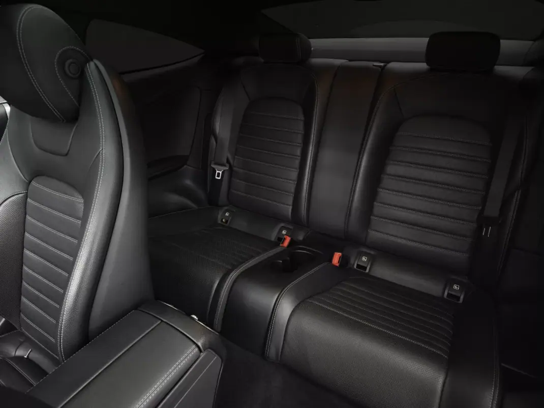 Mercedes-Benz C 220 2017 - 30950 EUR, 148819 km - AUTO.MOTO.pt - 148819km - foto 41 de 44