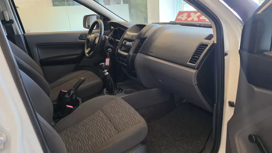 Ford Ranger 2012 - 24500 EUR, 183058 km - 183058km - foto 45 de 54