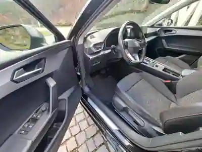 SEAT Leon ST 2020 - 21500 EUR, 180000 km - AUTO.MOTO.pt - 180000km - foto 11 de 14