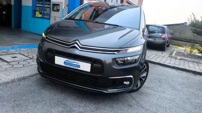 Citroën C4 2017 - 10900 EUR, 163000 km - AUTO.MOTO.pt - 163000km - foto 2 de 16