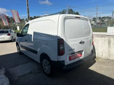 Citroën Berlingo 2019 - 14990 EUR, 122354 km - AUTO.MOTO.pt - 122354km - foto 5 de 7