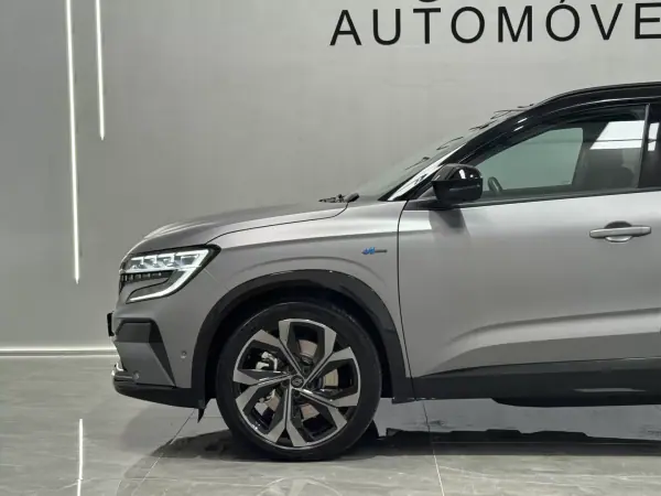 Renault Austral 2023 - 30890 EUR, 17660 km - AUTO.MOTO.pt - 17660km - foto 6 de 45