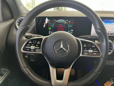 Mercedes-Benz GLA 250 2022 - 26800 EUR, 127540 km - 127540km - foto 8 de 23