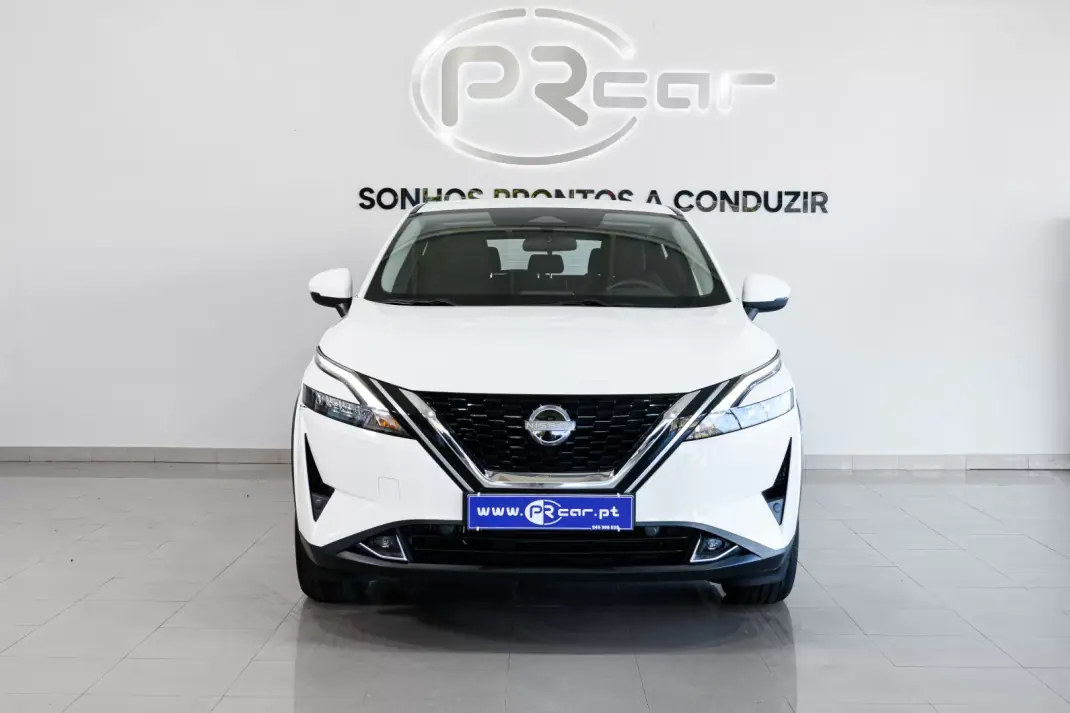 Nissan Qashqai 2023 - 23900 EUR, 32439 km - 32439km - foto 2 de 33