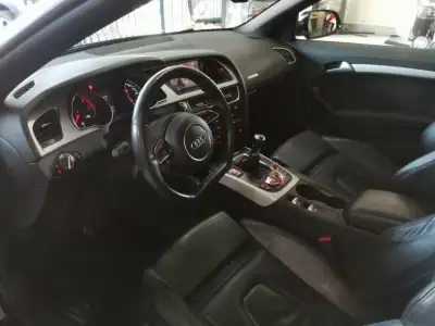 Audi A5 Cabrio 2016 - 24900 EUR, 163000 km - AUTO.MOTO.pt - 163000km - foto 17 de 20