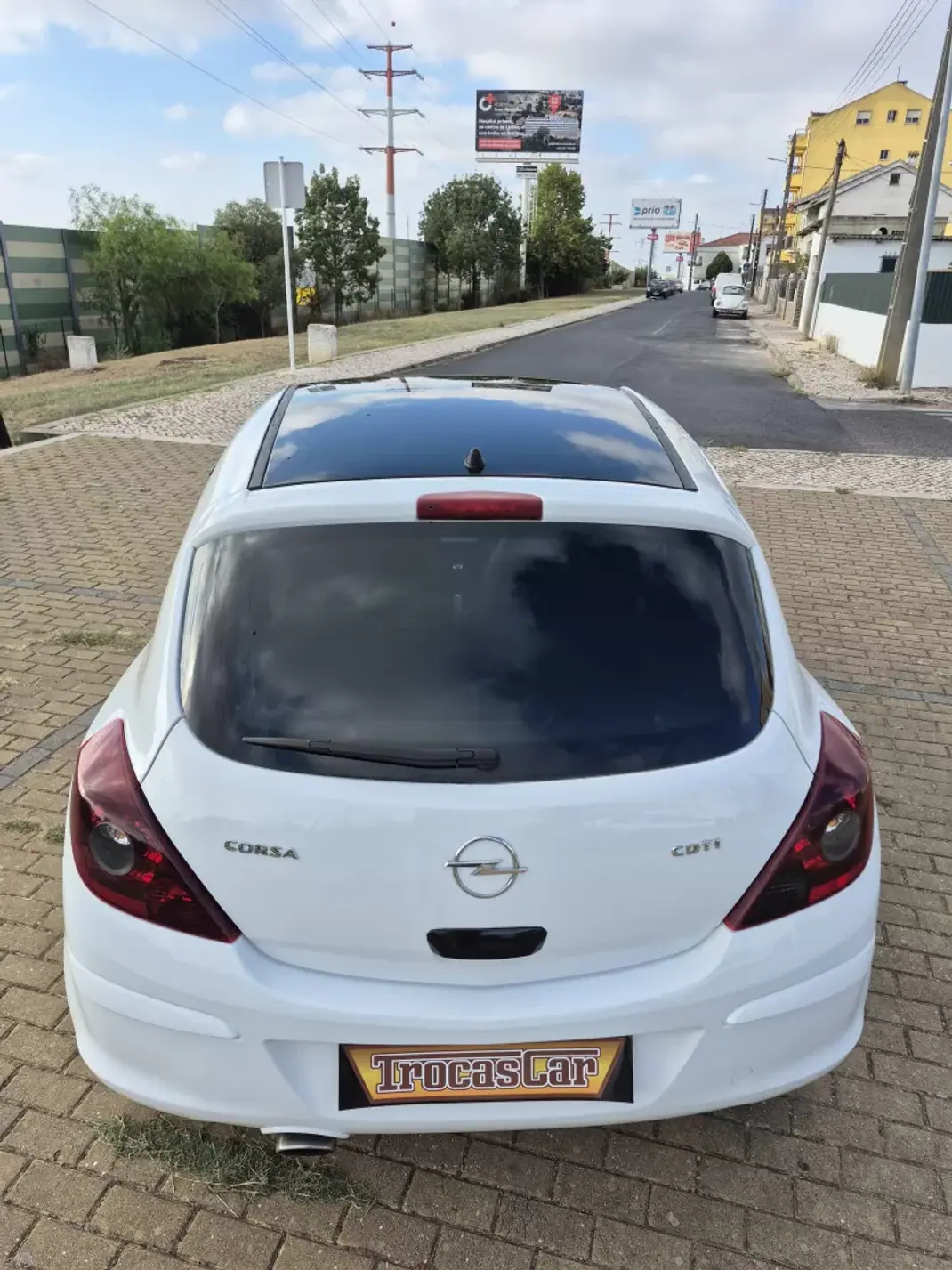 Opel Corsa 2011 - 5550 EUR, 209625 km - 209625km - foto 5 de 20