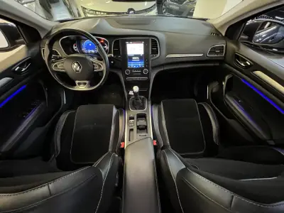 Renault Mégane 2016 - 11990 EUR, 140000 km - AUTO.MOTO.pt - 140000km - foto 6 de 41
