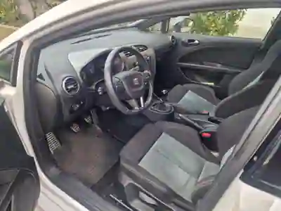 SEAT Leon 2011 - 28500 EUR, 110000 km - 110000km - foto 7 de 12