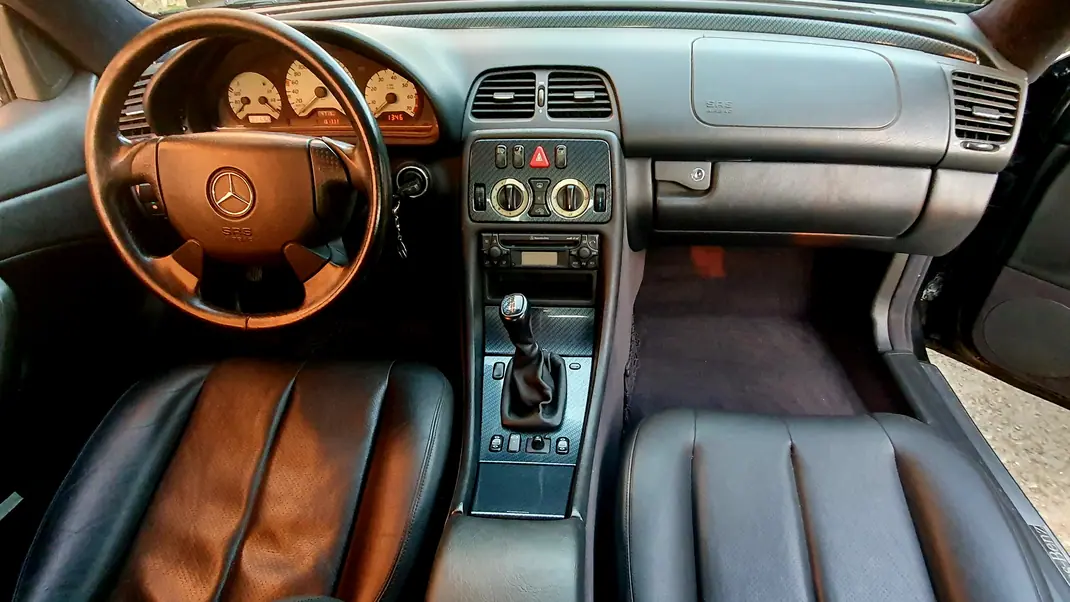 Mercedes-Benz CLK 200 1999 - 7750 EUR, 162000 km - AUTO.MOTO.pt - 162000km - foto 8 de 10